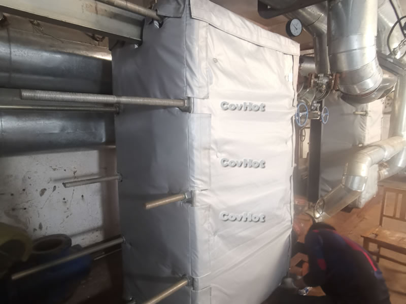 板式<a href=http://m.jhauto.cn/e/tags/?tagname=%E6%8D%A2%E7%83%AD%E5%99%A8%E4%BF%9D%E6%B8%A9 target=_blank class=infotextkey>換熱器保溫</a>,<a href=http://m.jhauto.cn/e/tags/?tagname=%E5%8F%AF%E6%8B%86%E5%8D%B8%E4%BF%9D%E6%B8%A9%E5%A5%97 target=_blank class=infotextkey>可拆卸<a href=http://m.jhauto.cn/e/tags/?tagname=%E4%BF%9D%E6%B8%A9%E5%A5%97 target=_blank class=infotextkey>保溫套</a></a>